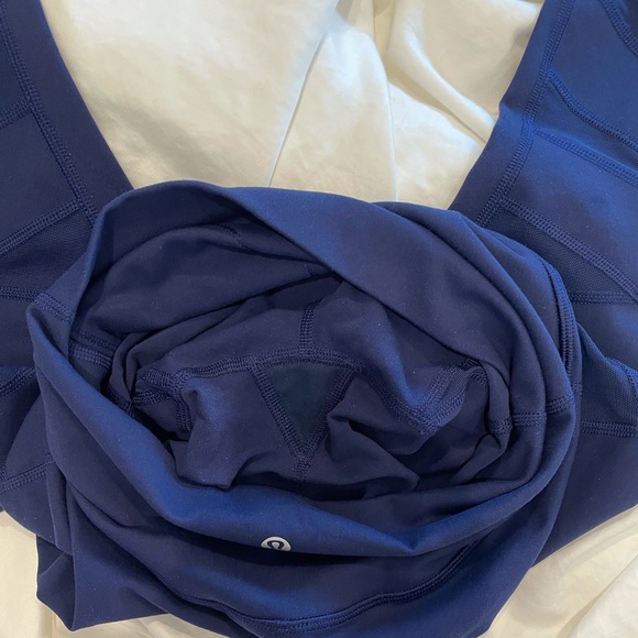 **HIGH RISE** Wunder Under Tech Mesh size 4 - Picture 6 of 15